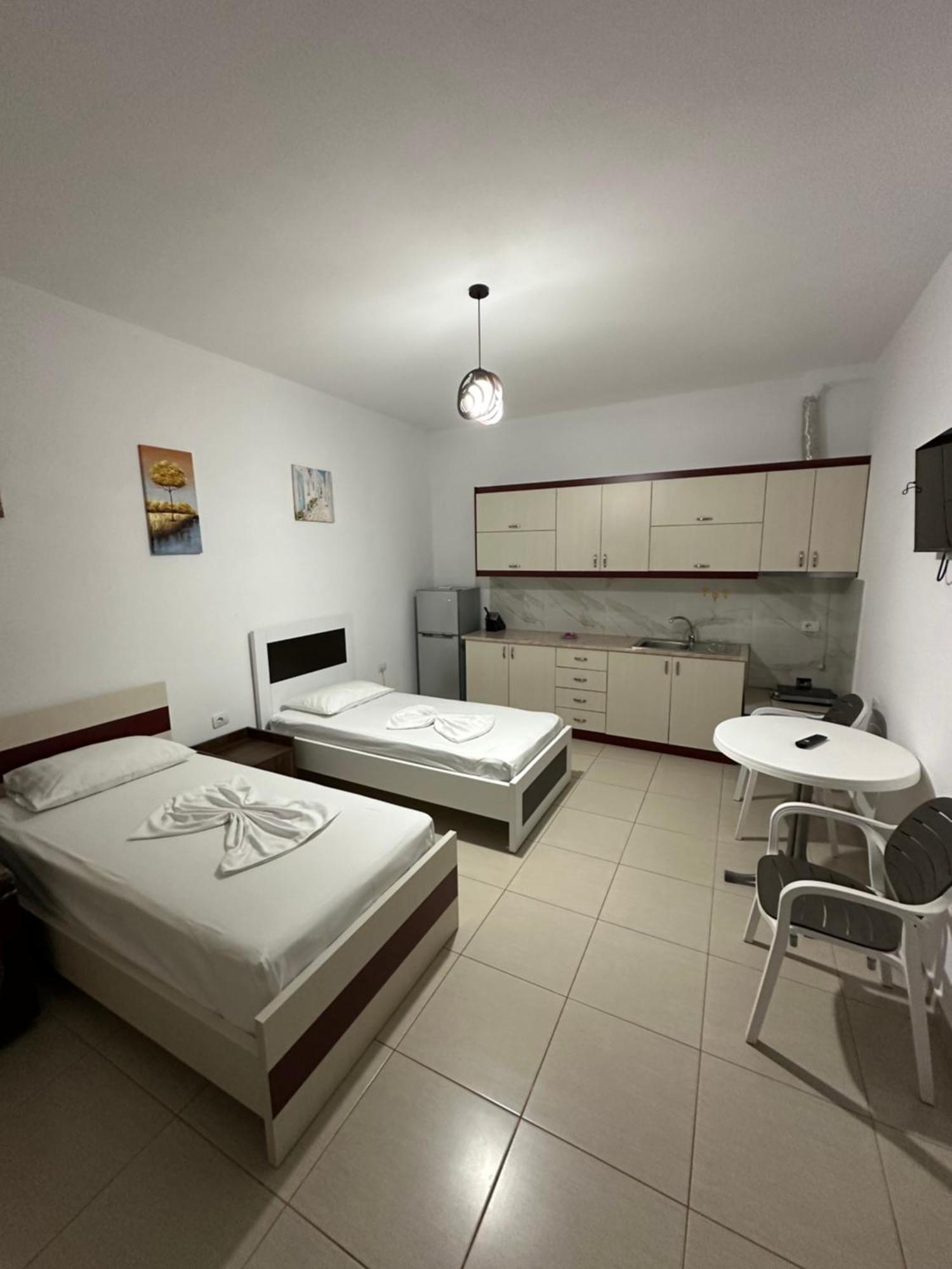 Liel Apartments Ksamil Exterior photo