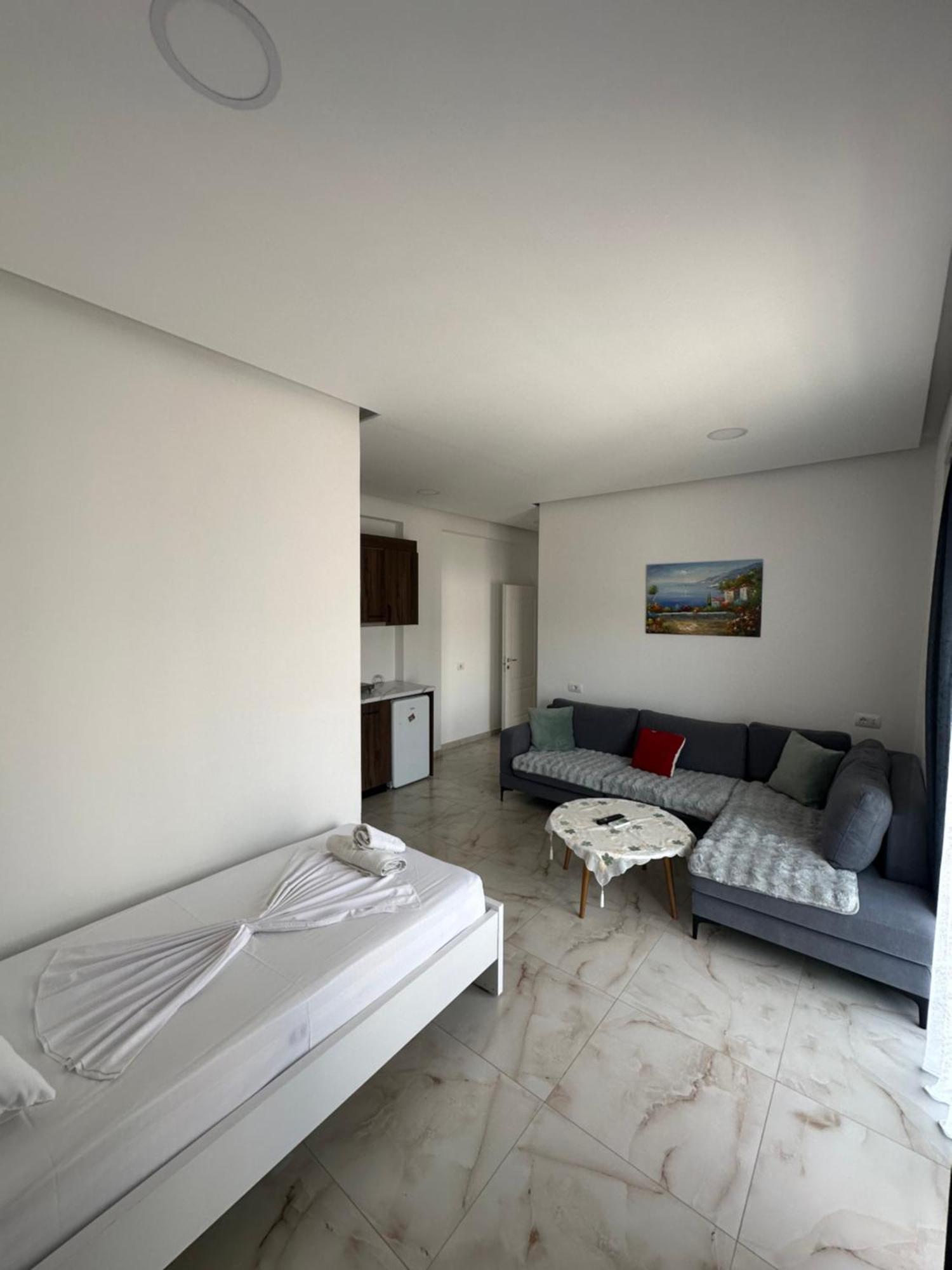 Liel Apartments Ksamil Exterior photo
