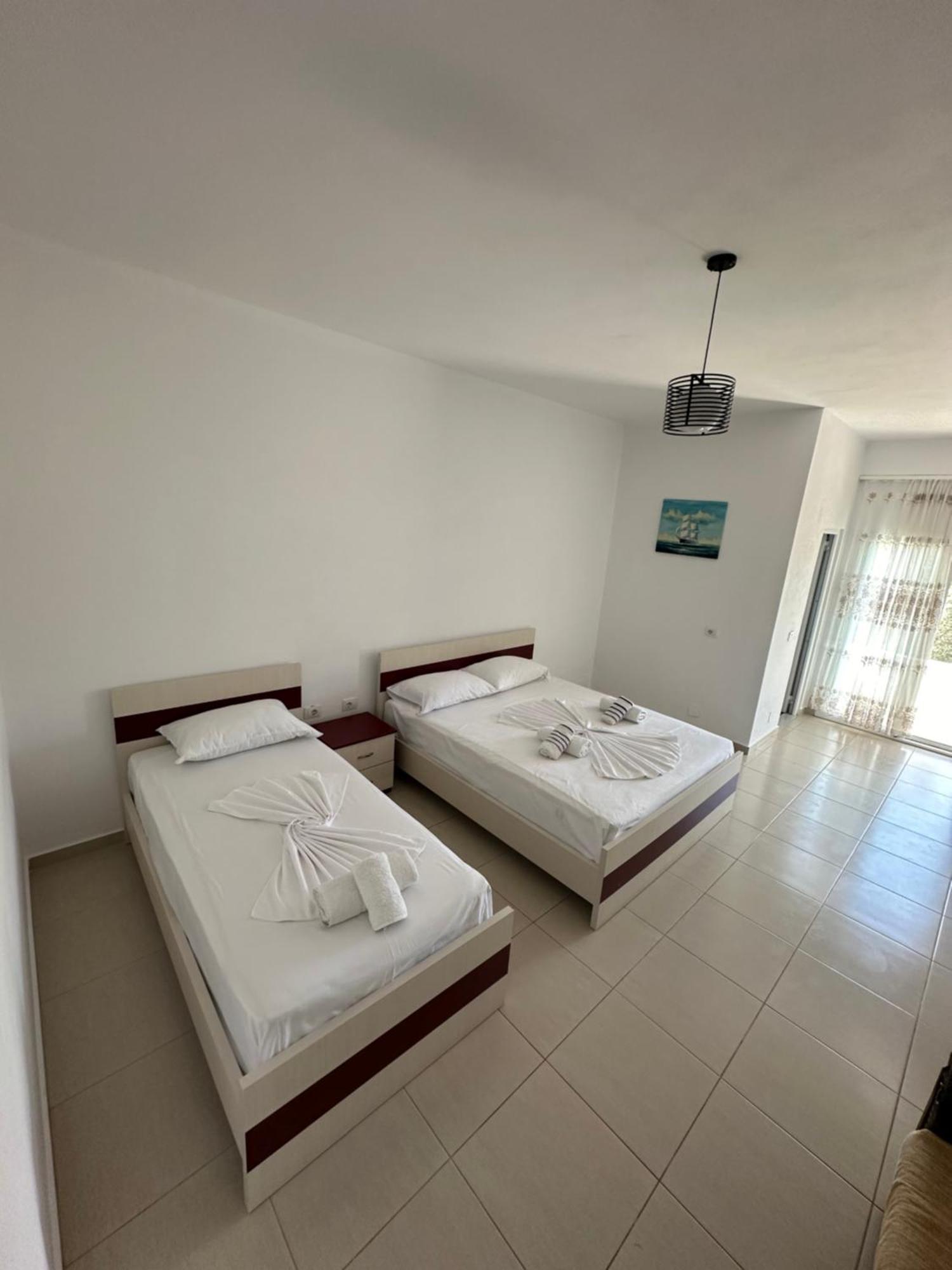 Liel Apartments Ksamil Exterior photo